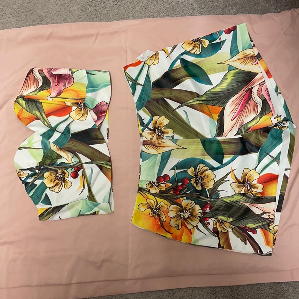 NWT Banjul 2 Piece Set. Size L Bottoms and M Top.